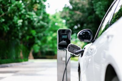 Want to Lease an EV? There's a Tax Credit 'Loophole' for That