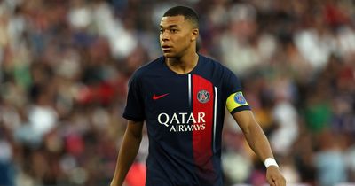 Paris Saint-Germain 'inform' Kylian Mbappe of Manchester United plan and more transfer rumours