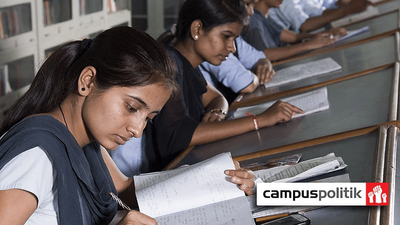 Student takes up Hindi hurdle in DU law exam