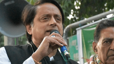 First person: When I was stopped from covering Jamia protest against Shashi Tharoor