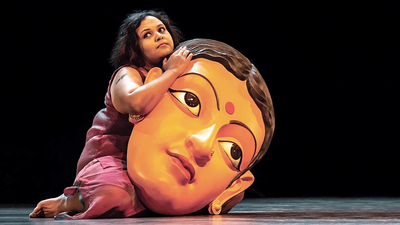 How a theatre group is challenging body stereotypes