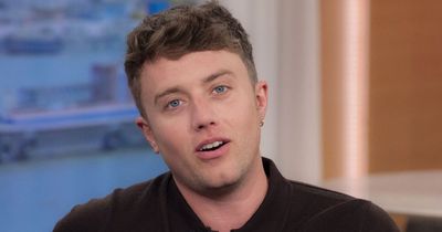 Roman Kemp apologises after Holly Willoughby and Dermot O'Leary stop interview