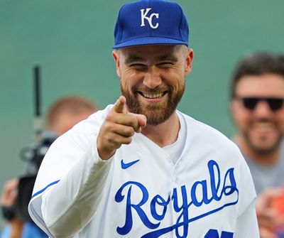 Chiefs TE Travis Kelce reflects on his redemption pitch at Kauffman Stadium