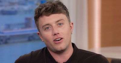 Roman Kemp forced to apologise as Holly Willoughby and Dermot O'Leary stop This Morning interview