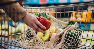 Three quarters of Brits fail to meet recommended daily fruit and veg intake as it's 'too expensive'