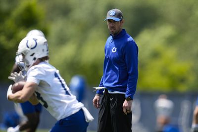 Colts break minicamp early, conclude offseason workouts