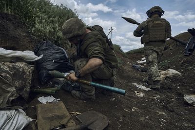 Ukraine attacks the front line; Russia says big losses inflicted
