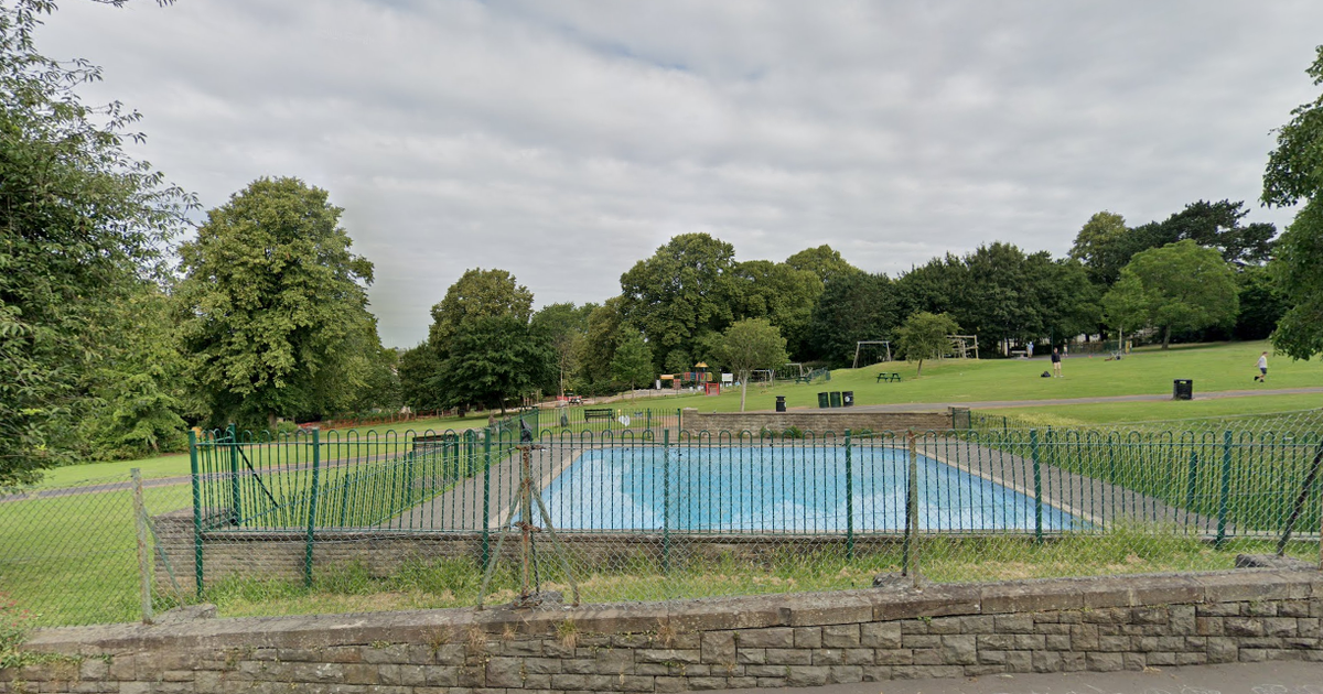 St Andrew's Park paddling pool reopens for the summer