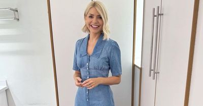 Holly Willoughby stuns in 'gorgeous' £65 denim mini dress from Nobody's Child