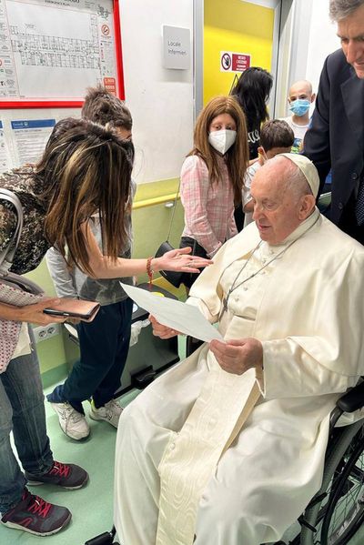 Pope visits children's cancer ward in sign he may soon be discharged from hospital