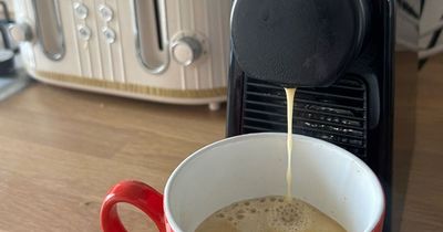 'I tried hot vs iced coffee to keep cool in a heatwave - with one clear winner'