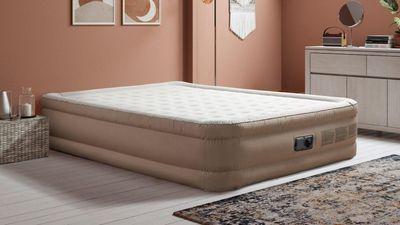 Can you use a mattress topper on an air mattress? Expert ways to make an air bed more comfortable