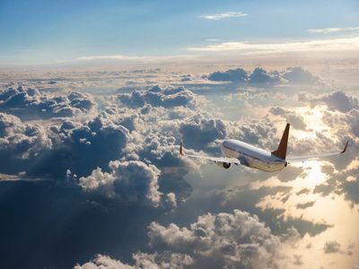 Minister warns that flight decarbonisation is ‘existential issue’ for holiday companies