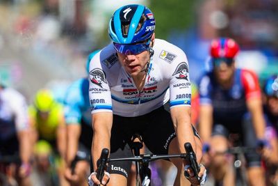 Baloise Belgium Tour: Fabio Jakobsen wins crash-marred stage 2, takes overall lead