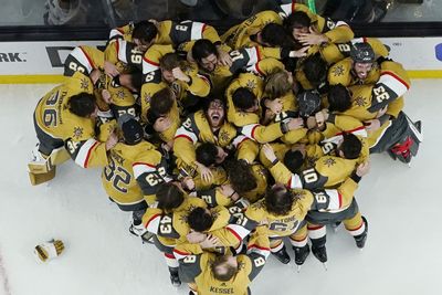 This immaculate photo of the Golden Knights celebrating their Stanley Cup win had NHL fans in awe