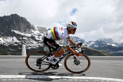 Remco Evenepoel critical of 'dangerous descent' at Tour de Suisse