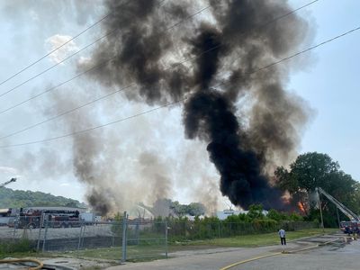 Kansas City warehouse blaze hospitalizes 3 firefighters