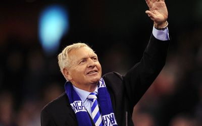 Football legend Barry Cable abused girl, judge finds