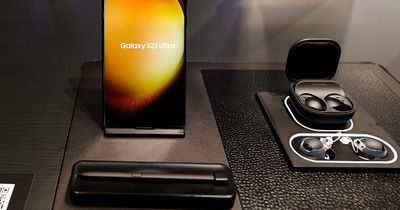 Samsung launches stunning new Galaxy S23 deal that Apple can’t match as it includes free tech worth £219