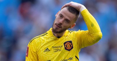 Man United hand Chelsea huge transfer twist with move for David De Gea successor