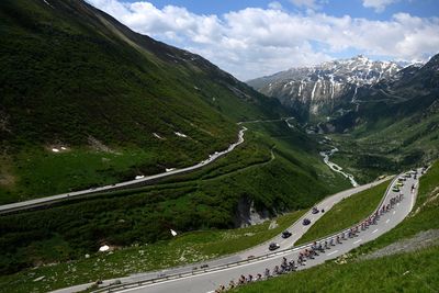 Tour de Suisse stage 6 start shifted due to Brienz rock avalanche