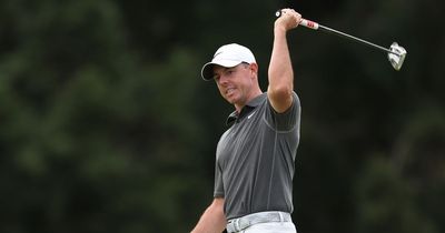 Rory McIlroy ignores request after frustrating end to US Open first round