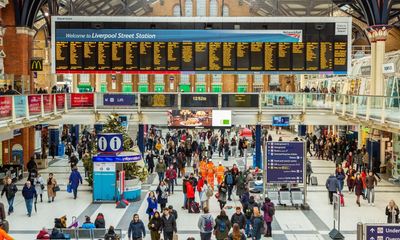 Rail regulator to investigate station food and drink prices