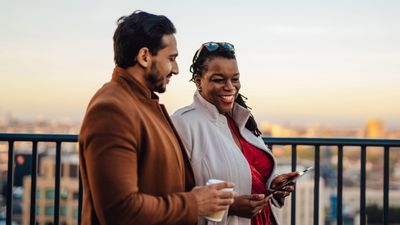 What is a walking meeting? Psychologists say it could be the future of productivity