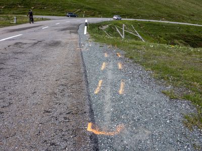 Cyclist Gino Mäder, 26, dies after a high-speed crash in the Swiss Alps