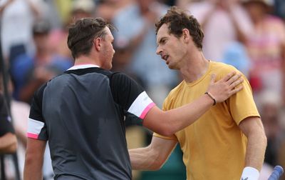 Andy Murray reaches Rothesay Open semi-finals after seeing off Dominic Stricker