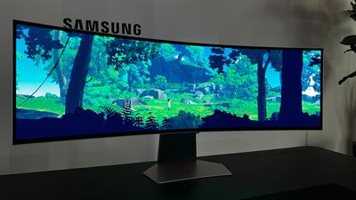 I felt like a multitasking monster in front of Samsung's new 49-inch OLED ultrawide gaming monitor
