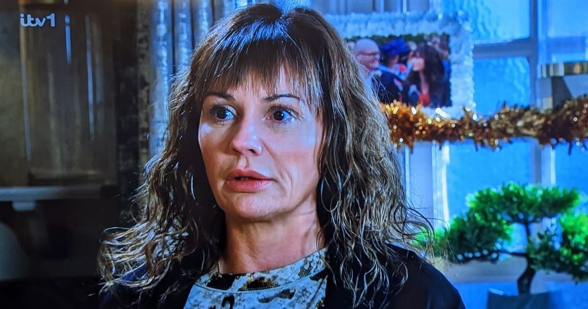 Emmerdale viewers say Chas Dingle 'just can't help…