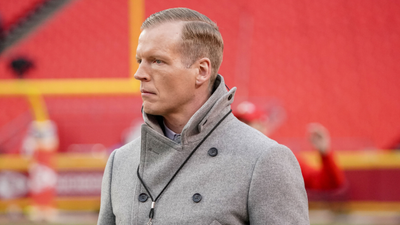 NFL Analyst Chris Simms Apologizes for Insensitive Comments After Death of Viral NFL Fan