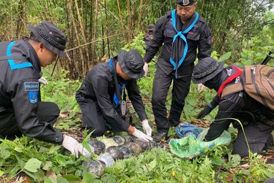 Soldiers seize 81.6kg of opium following clash in Chiang Mai
