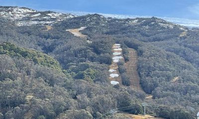 Skiers hope cold fronts will bring snow after ‘tough start’ to Australian season