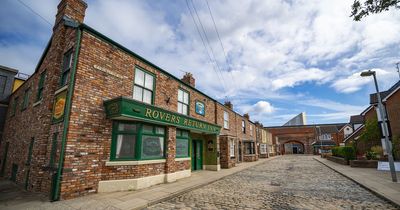 Coronation Street favourite axed from soap as actor says it's 'very sad'