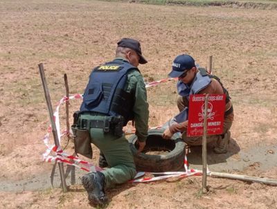 Cambodian war mines removed from Thai border
