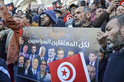 Euro-Med Monitor calls on Tunisia to release hunger striker Atig