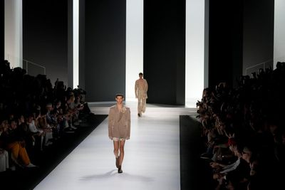 Kylie Jenner Shows Off Dolce & Gabbana Show Prep at Milan Fashion Week
