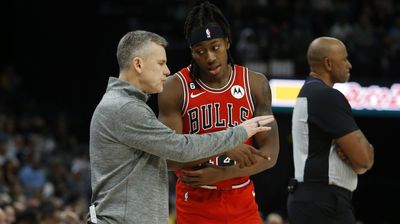 Ayo Dosunmu ‘well-liked’ by Bulls, likely to receive new contract