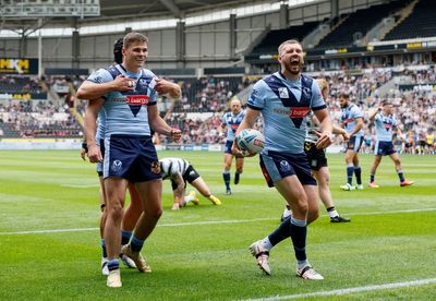 St Helens and Hull KR fight their way into Challenge Cup semi-finals