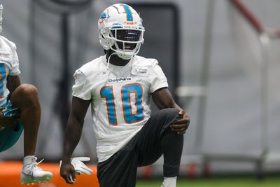 Dolphins WR Tyreek Hill gives his top-5 RBs in NFL history