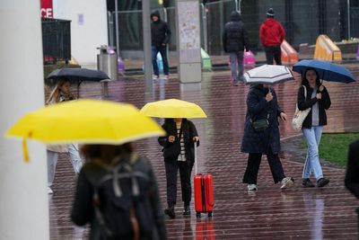 Thunder, lightning and heavy rain to lash large swathes of UK on Father’s Day