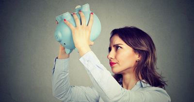 Three really easy ways to save almost £1,000 by Christmas