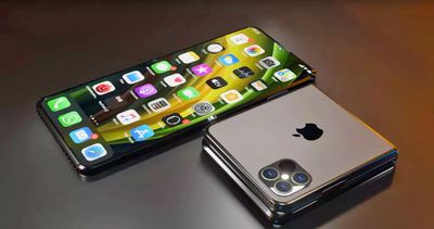 Why the iPhone 15 needs to be a foldable phone