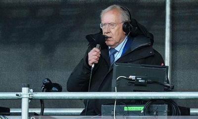 Martin Tyler’s voice and love for the game are a constant between football eras