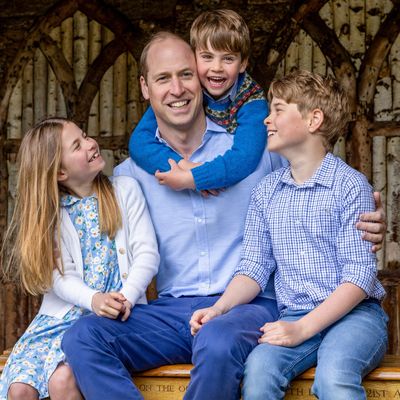 Adorable New Father’s Day Photo of Prince William with His Kids Has a Hidden Tribute to a Beloved Family Member