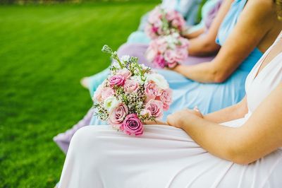 Bride praised for kicking bridesmaid out of wedding after disagreement over dress colour