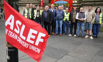 Overtime ban by Aslef train drivers to bring further rail disruption