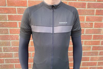Pinnacle Race SS Jersey review - a no-frills option that's excellent value right now